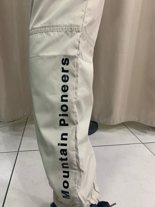 Pantalon Helvetica Lucon